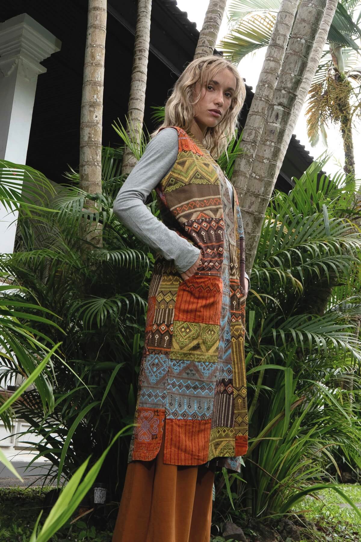 Asher Sleeveless Jacket - Image 8