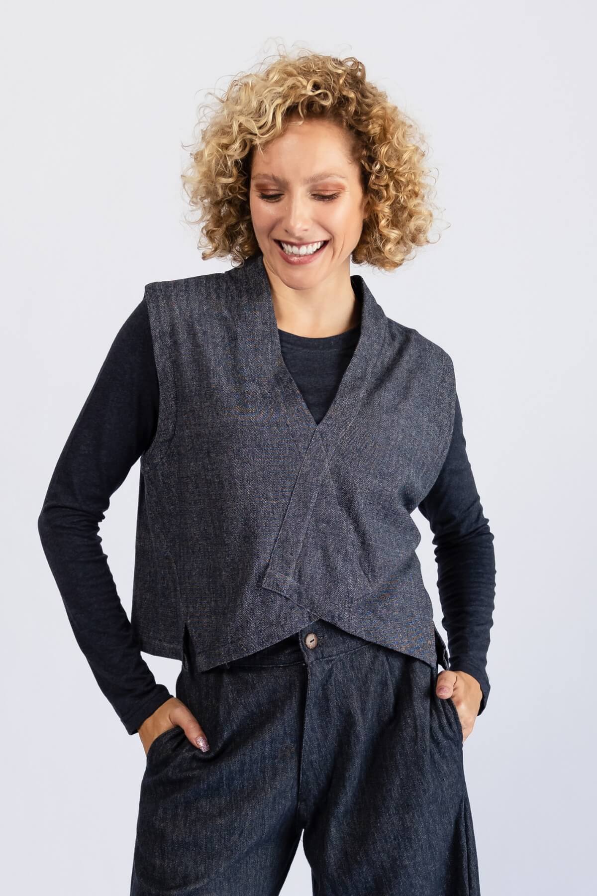 Ayumi Vest - Image 17