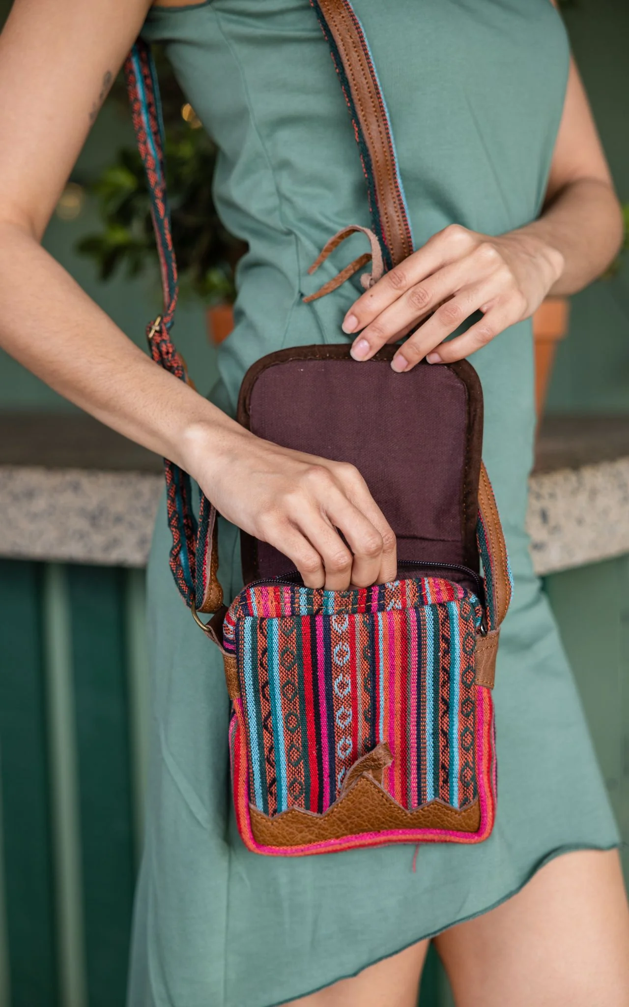 Buffalo Leather & Cotton Bag - Plouzané - Image 2