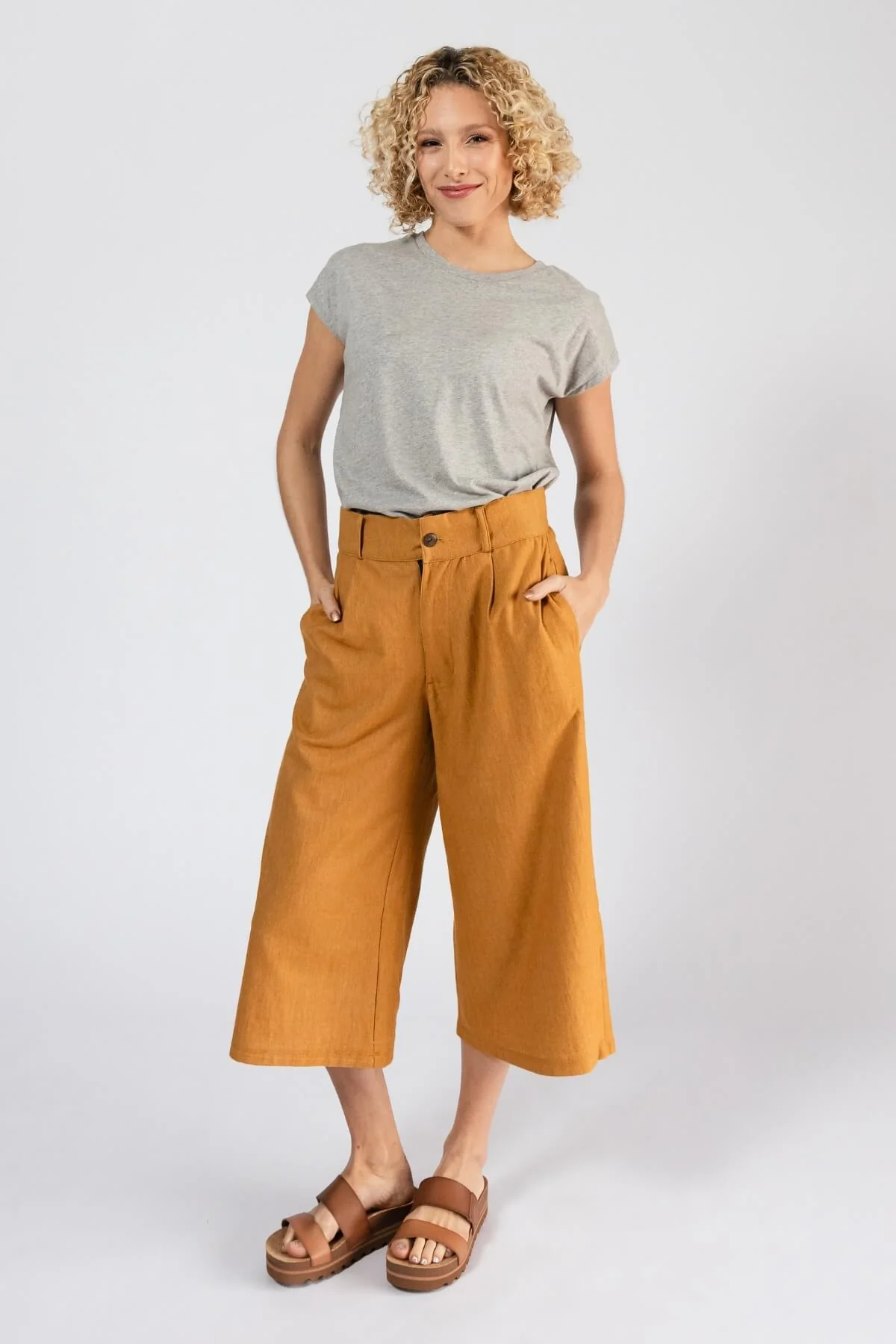 Capri Pants - Image 10