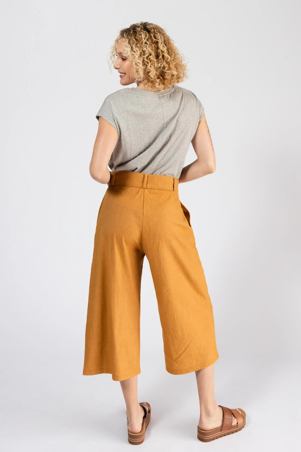 Capri Pants - Image 16