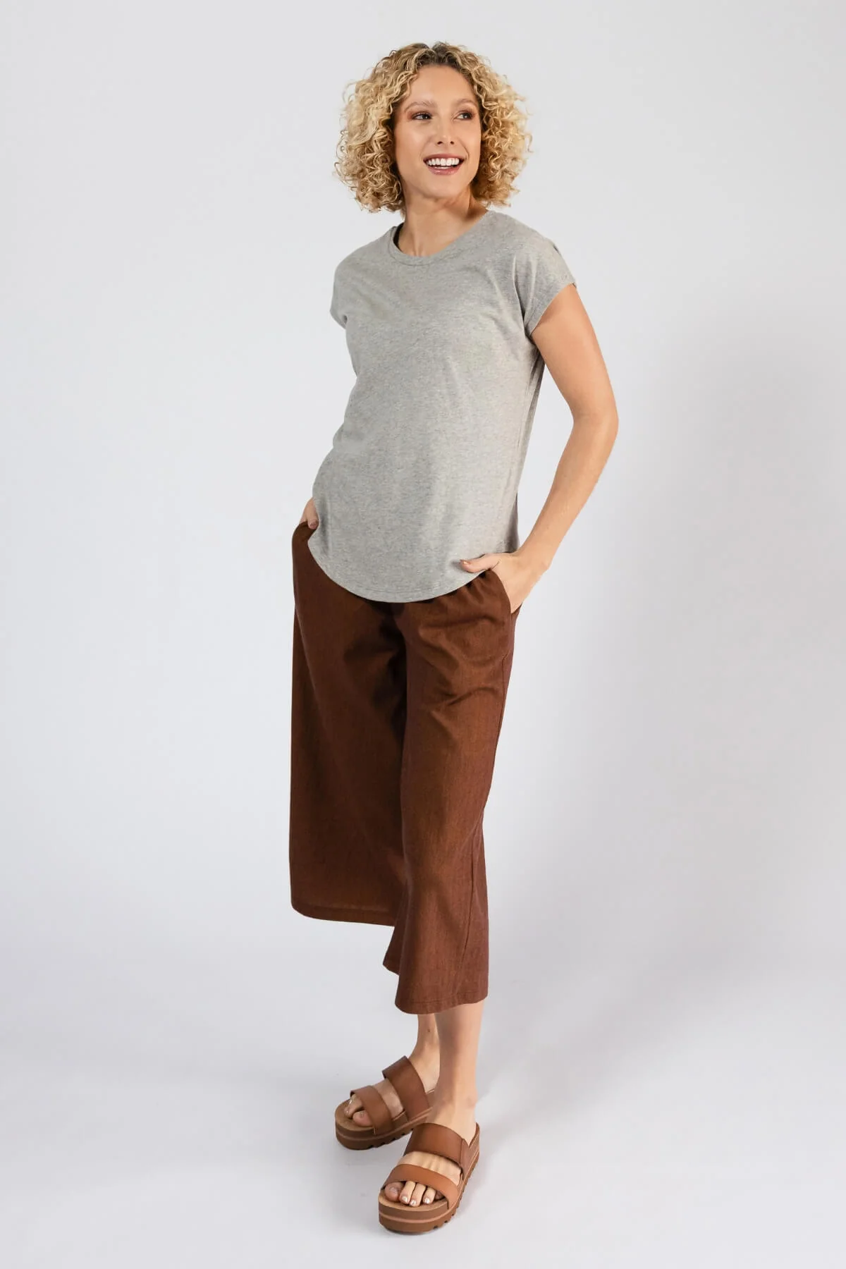 Capri Pants - Image 23