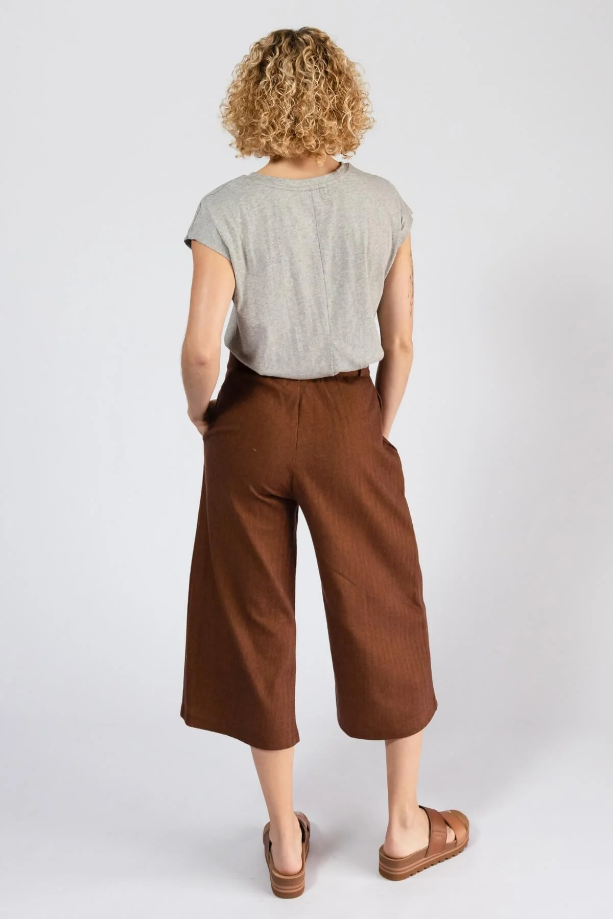 Capri Pants - Image 24
