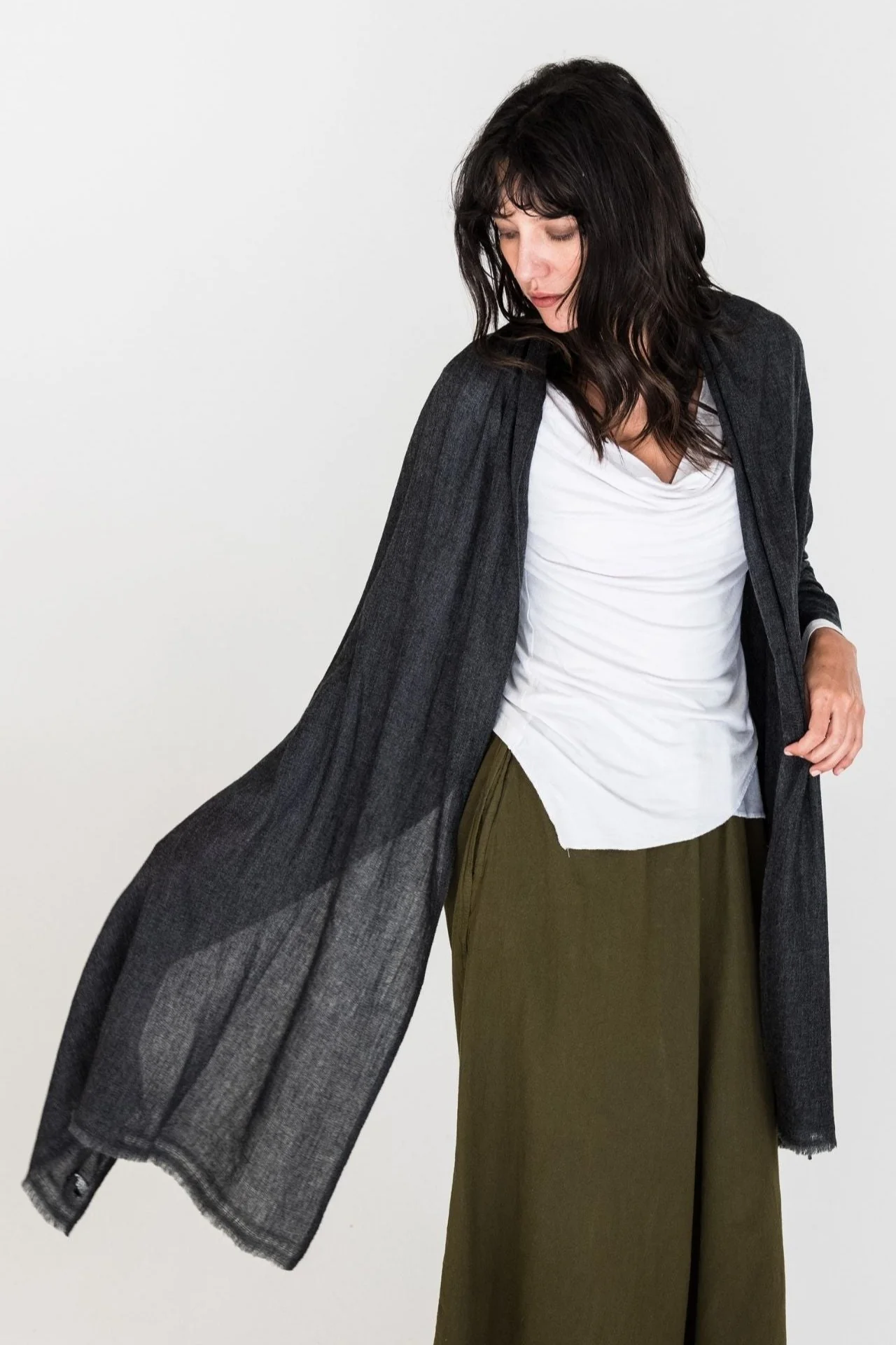 Cashmere Travel Wrap - Image 14