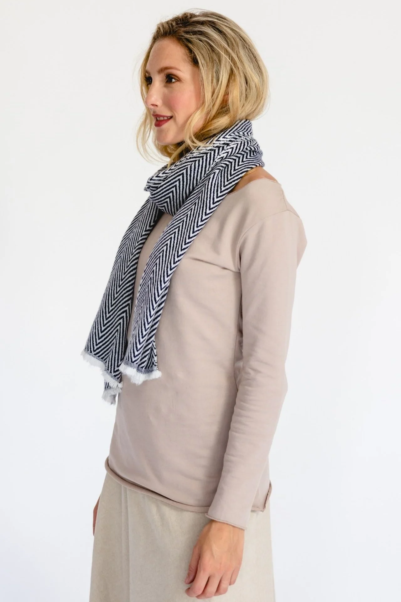 Cashmere Scarf - Image 10
