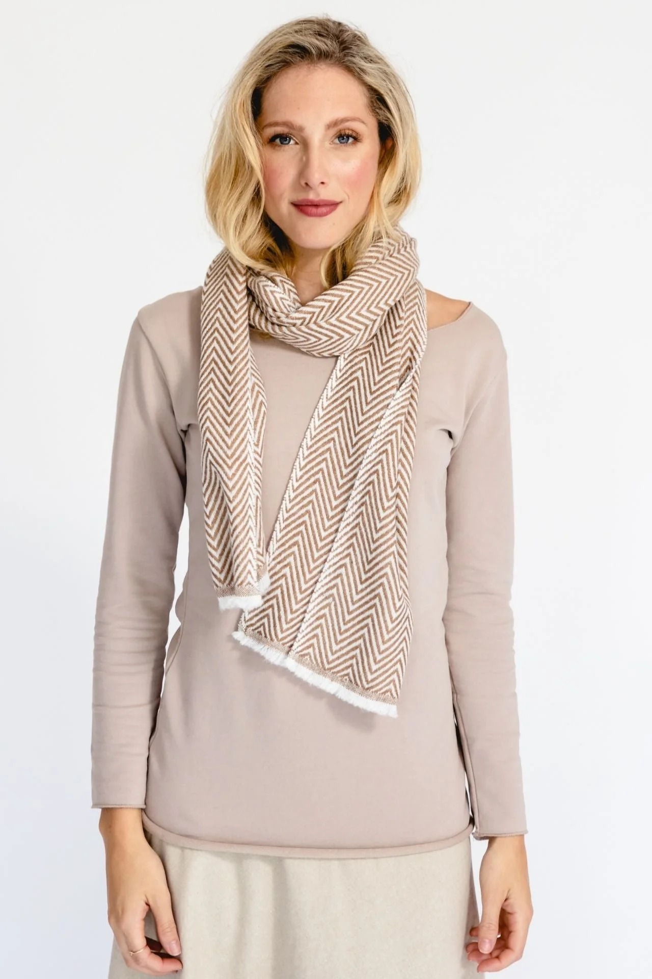 Cashmere Scarf - Image 3