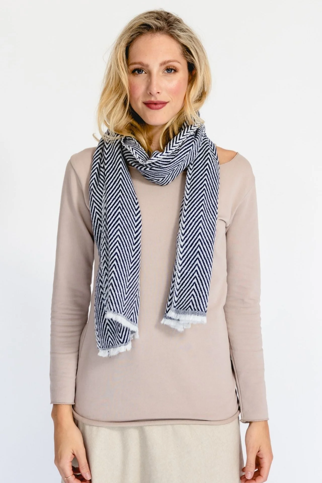Cashmere Scarf - Image 9