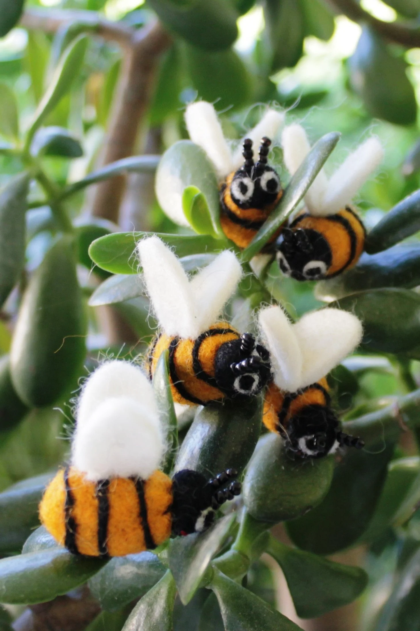 Felt Bees - Loose - Image 3