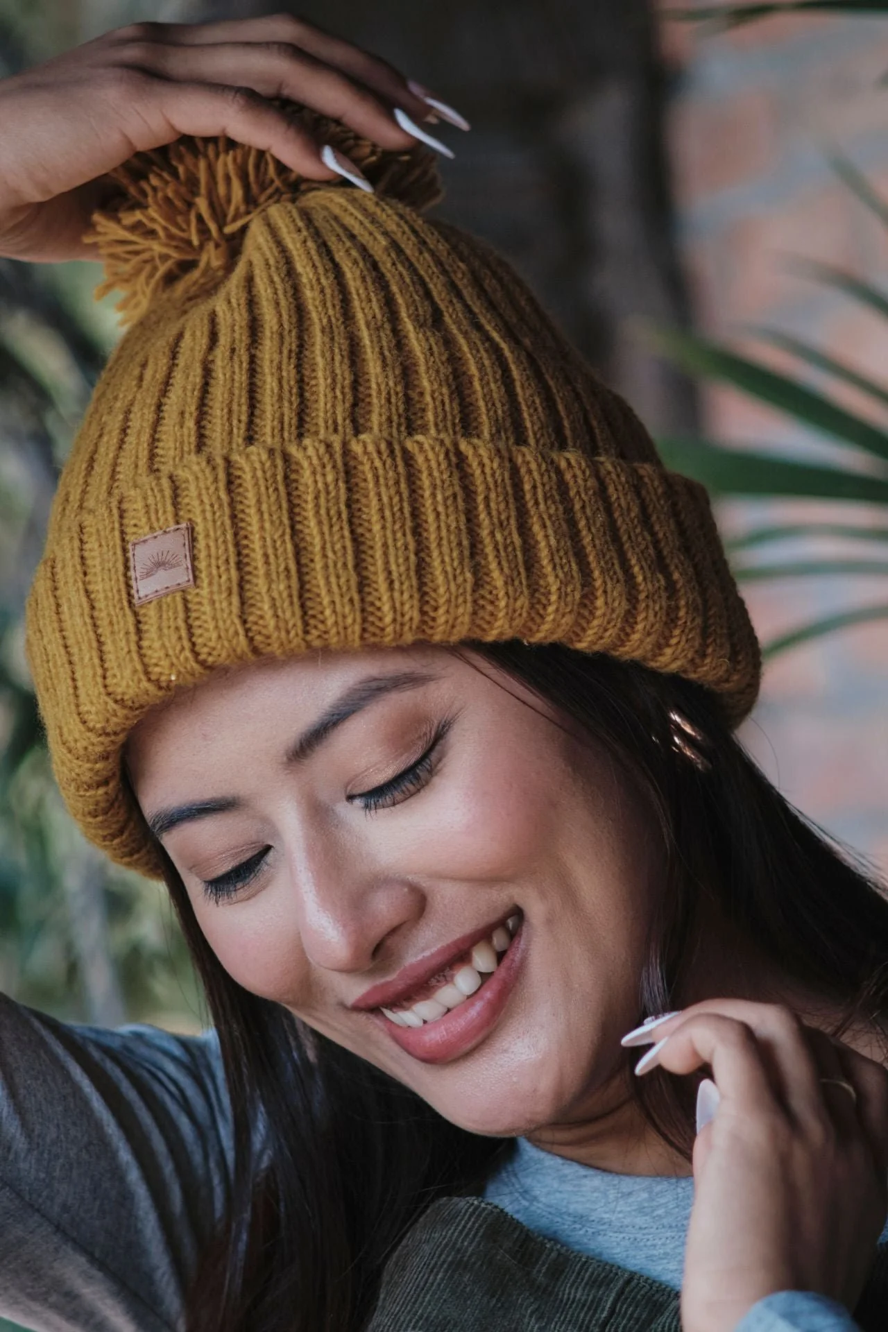 Pompom Beanie - Image 10